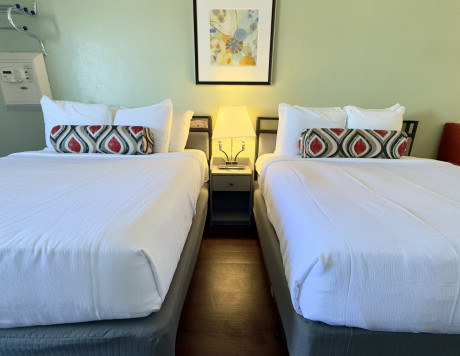 Marina Village Inn - Guest Room