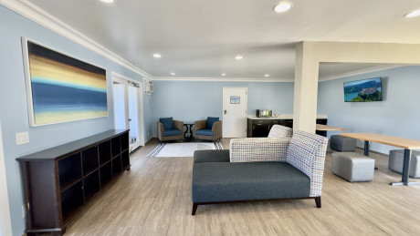 Marina Village Inn - Lobby